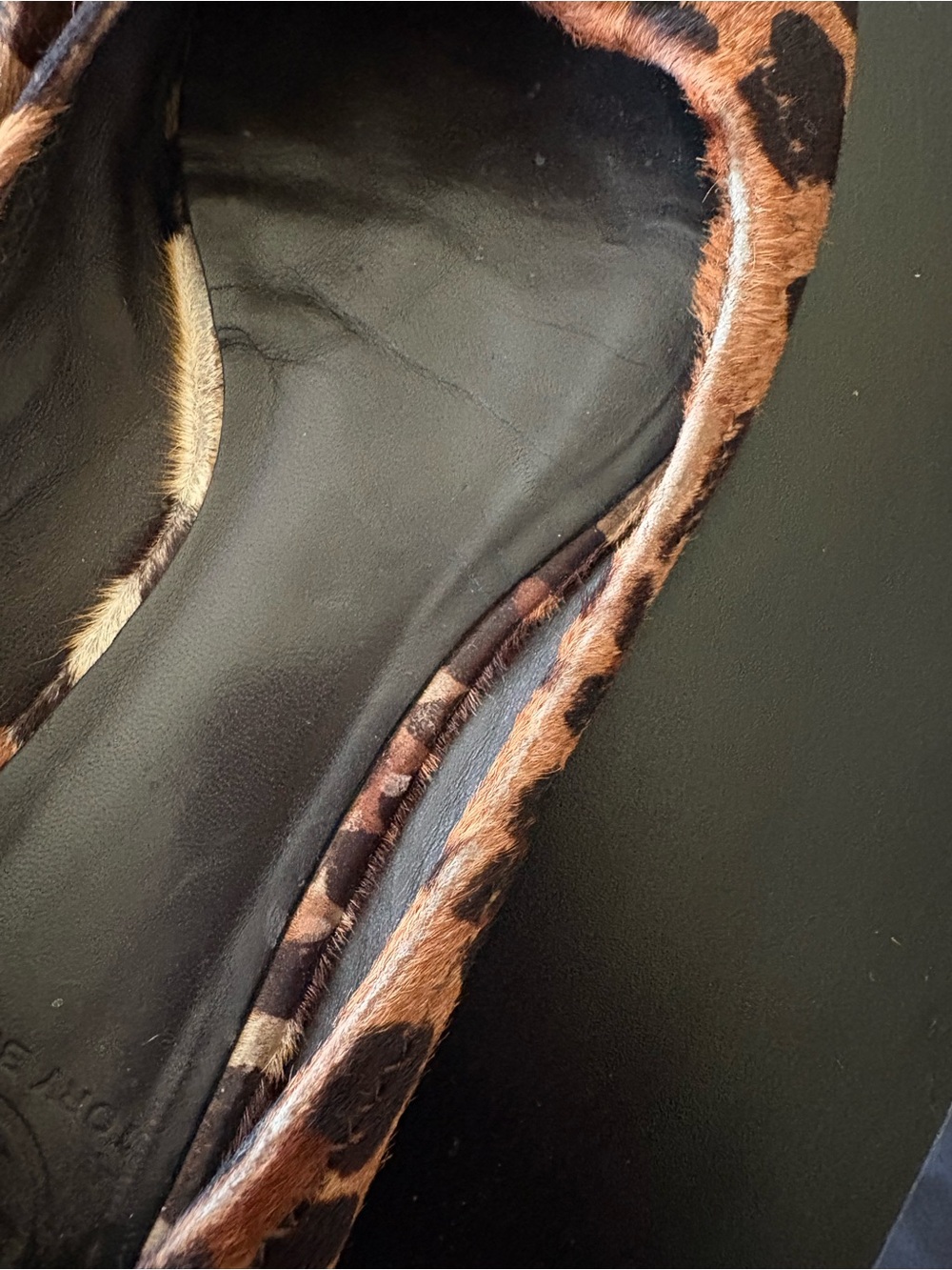 Tory Burch Tan and Black Leopard Ponyhair Ballet Flats with Gold Logo - Picture 7 of 7